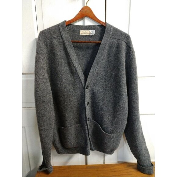 L.L. Bean Mens Gray Cardigan Sweater Made In England 100% Pure Wool Large - Picture 1 of 7